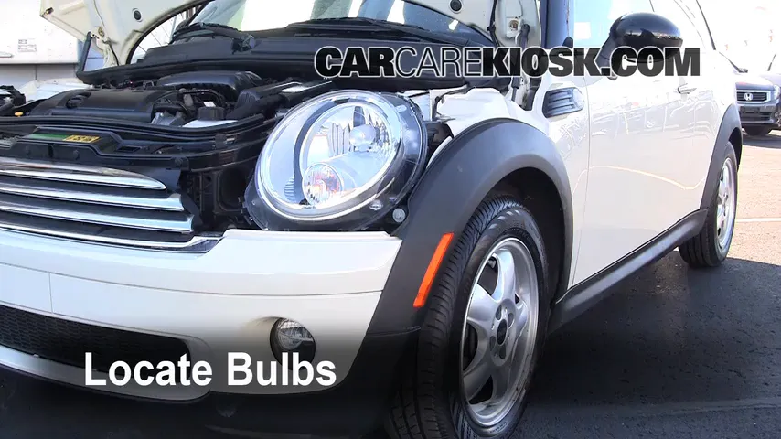 2009 Mini Cooper Clubman 1.6L 4 Cyl. Lights Parking Light (replace bulb)